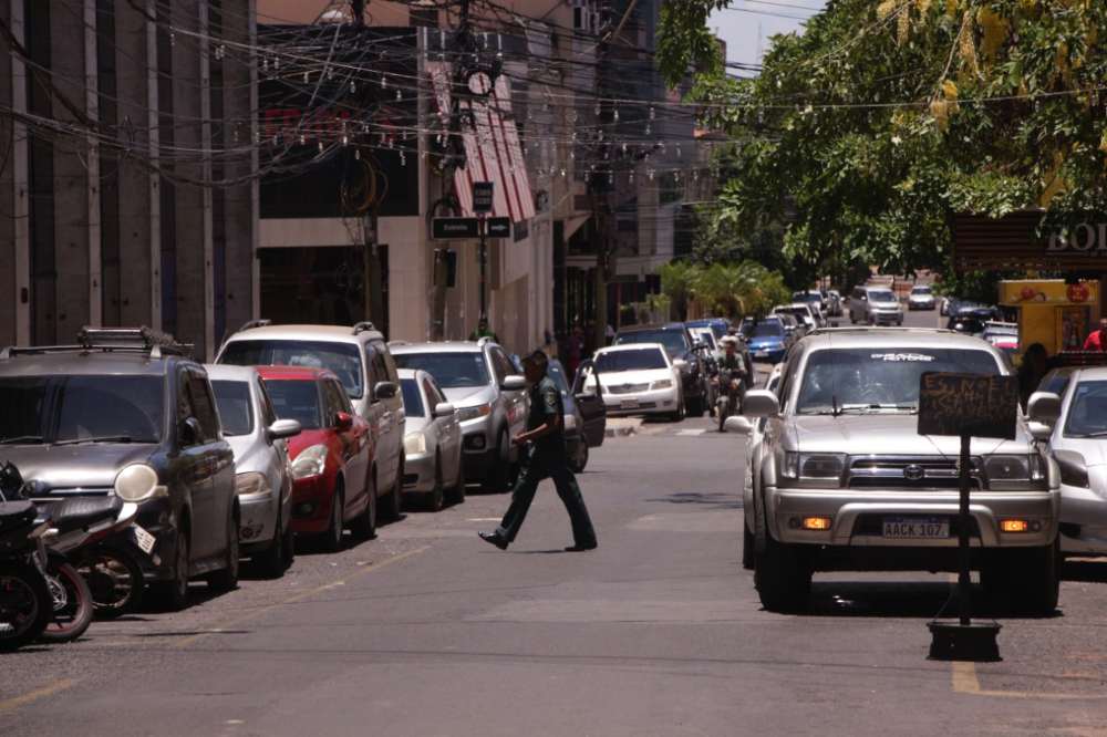 El estacionamiento tarifado empezaría en marzo. (Foto Daniel Ñamandu).