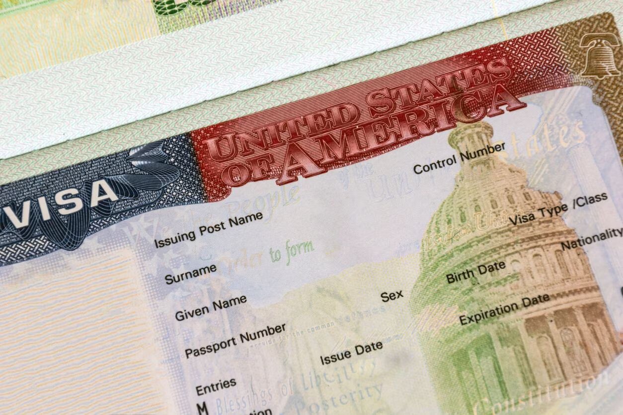 Las visas son autorizaciones temporales que emite un gobierno para ingresar a su territorio.